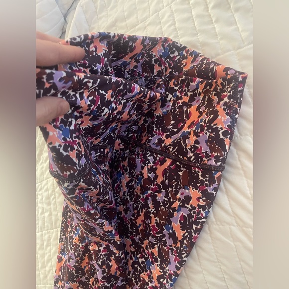 Workout set. Women’s medium. - Picture 4 of 10